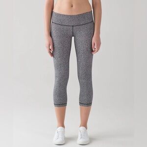 Lululemon Wunder Under Crop III - Frozen Fizz White Black